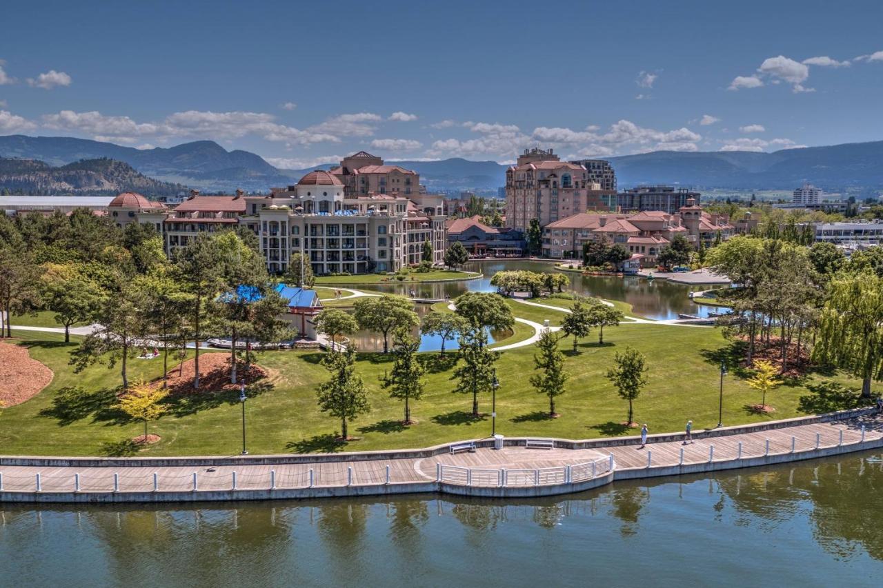 Delta Hotels By Marriott Grand Okanagan Resort Kelowna Exterior photo